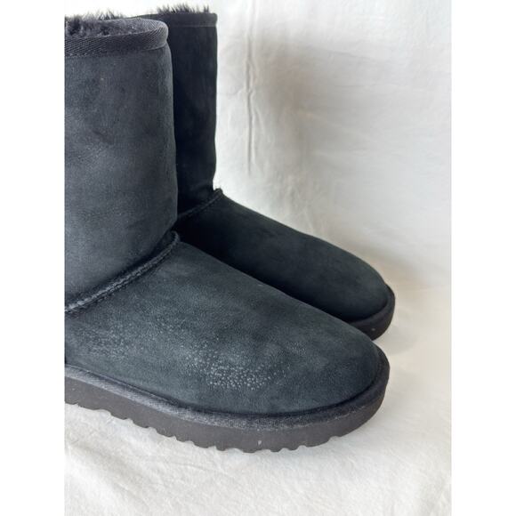 UGG Classic Short II Women's Boots Suede Sheepskin Slip-On Black Size US8 EU39 - Picture 4 of 10